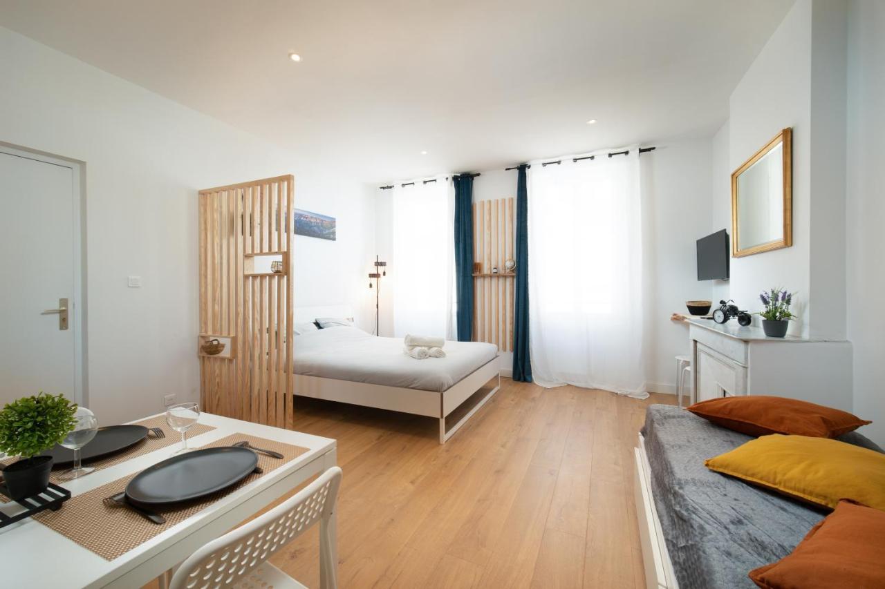 Apartment In The Heart Of Marseille Vieux Port ภายนอก รูปภาพ